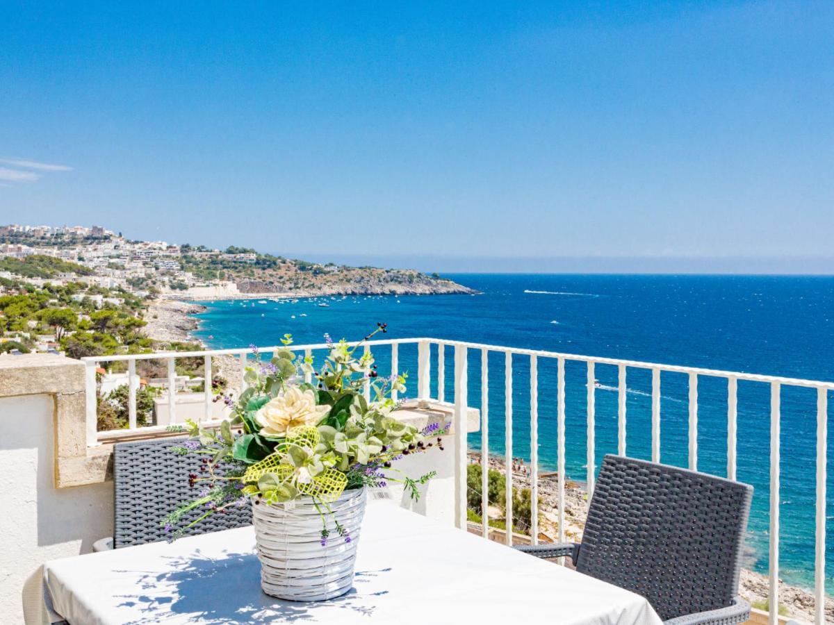 Apartment Sun & Sea Terrace-2 By Interhome Castro  Buitenkant foto